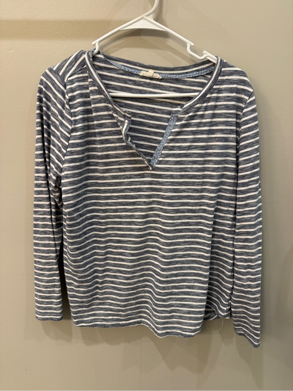 Women’s Striped Long-Sleeve Tee in Navy and White